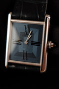 Charger l'image dans la visionneuse de la galerie, Cartier Tank Louis Cartier WGTA0121 Box + og. Papiere 99% Neu, Platin, Limited Edition, blaues Zifferblatt Erstkaufrechnung
