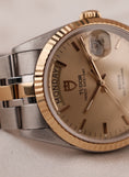 Bild in Galerie-Betrachter laden, Tudor Prince Date Day 76213 Box + og. Papiere Roman Dial
