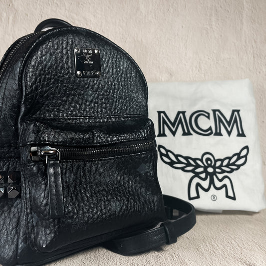 MCM Bebe Boo Rucksack Mini mit Nieten schwarz & Dustbag