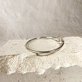 Bild in Galerie-Betrachter laden, Tiffany T-Wire Armband Weißgold Diamanten & Box
