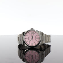 Lade das Bild in den Galerie-Viewer, Rolex Oyster Perpetual 126000 Pink Dial NEW Box + Papiere
